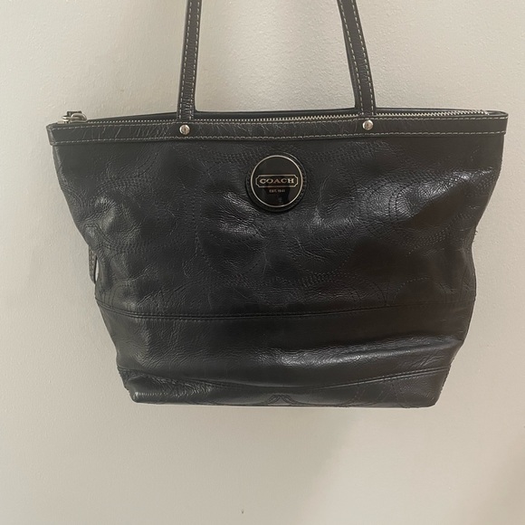 Coach Signature Black Embossed Patent Leather Tote Bag Silver-Tone Hardware - Picture 2 of 6